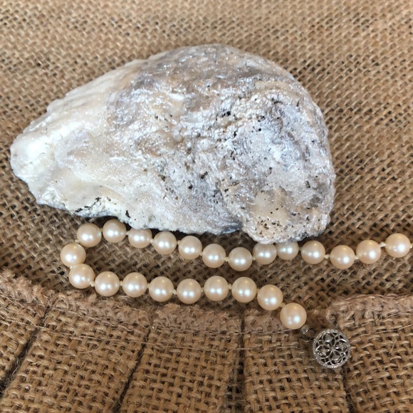 Oyster Shell Ring & Trinket Dish - Picture 5 of 9